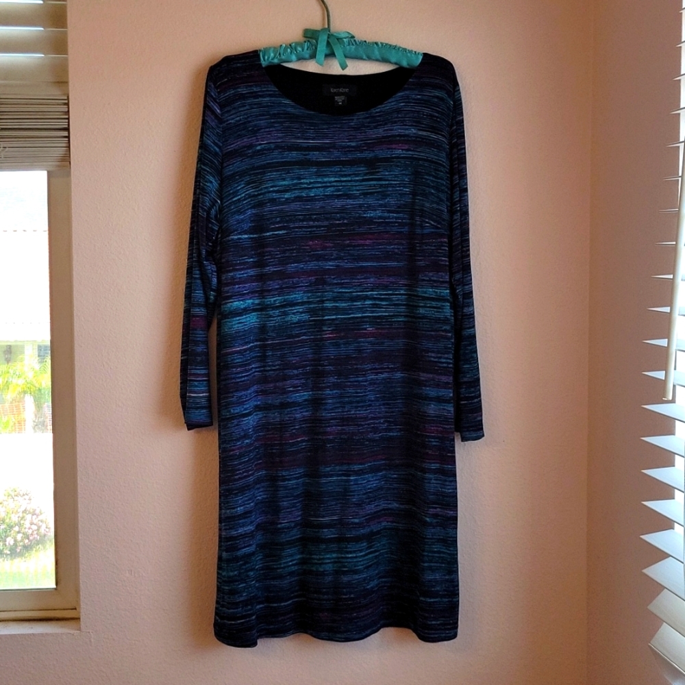 Karen Kane Soft Beautiful Blue and Purple Knee Length Long Sleeve Midi Dress 👗
